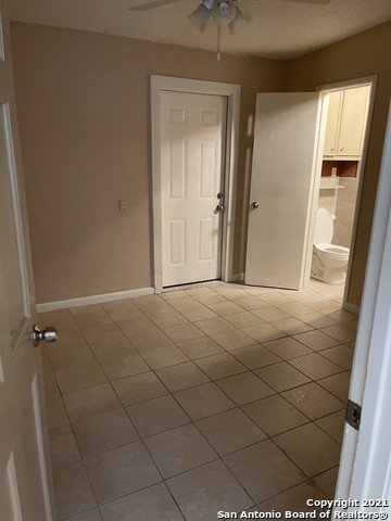 Image 6 of 13 For 567 Gilbert Lane Unit 2  2