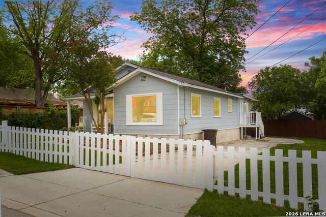 Image 17 of 17 For 308 Andrews  