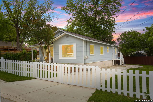 Image 3 of 17 For 308 Andrews  