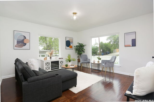 Image 5 of 17 For 308 Andrews  