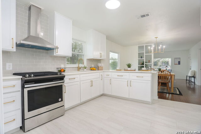 Image 8 of 17 For 308 Andrews  