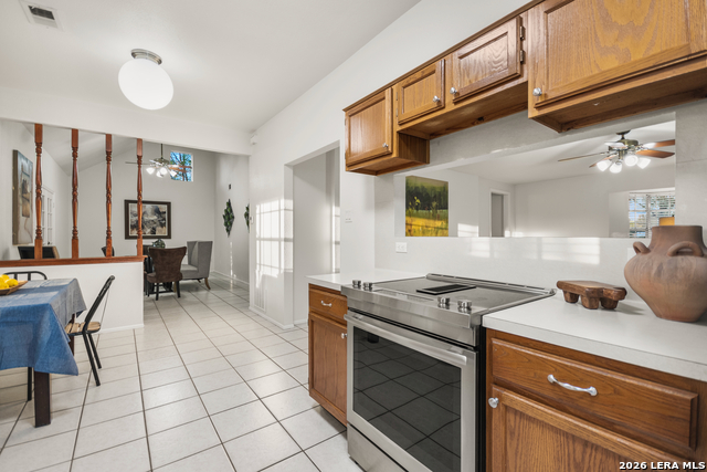 Image 10 of 41 For 205 Rolling Oaks