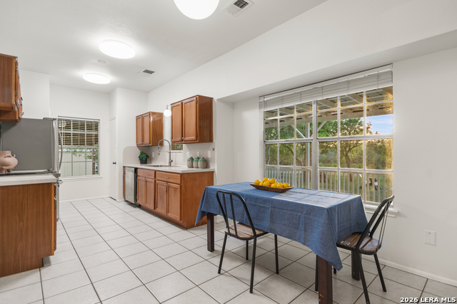 Image 13 of 41 For 205 Rolling Oaks