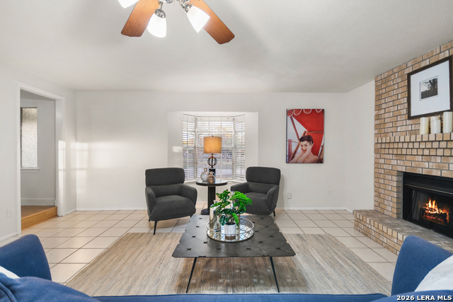 Image 7 of 41 For 205 Rolling Oaks