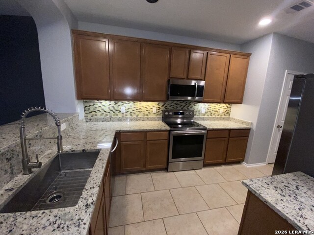 Image 3 of 15 For 12404 Abbey Park