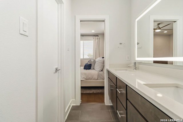 Image 30 of 45 For 303 Cypress Unit 101 W