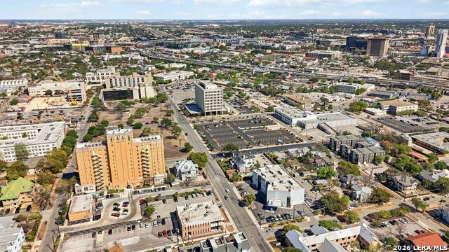 Image 44 of 45 For 303 Cypress Unit 101 W