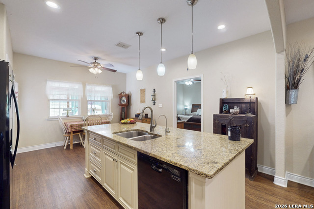 Image 8 of 37 For 1118 Lonesome