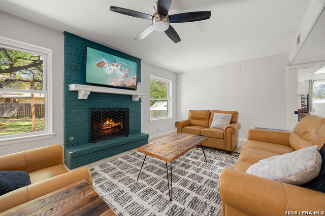 Image 12 of 43 For 2037 Windy Trl