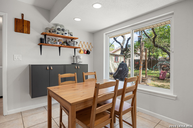 Image 15 of 43 For 2037 Windy Trl