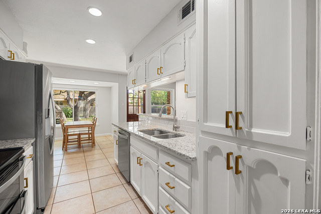 Image 17 of 43 For 2037 Windy Trl