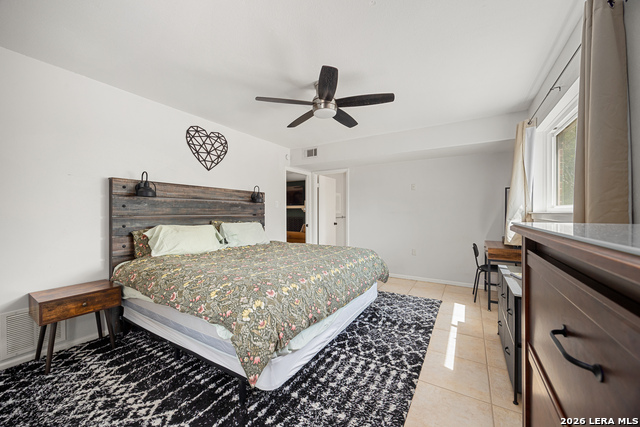 Image 20 of 43 For 2037 Windy Trl