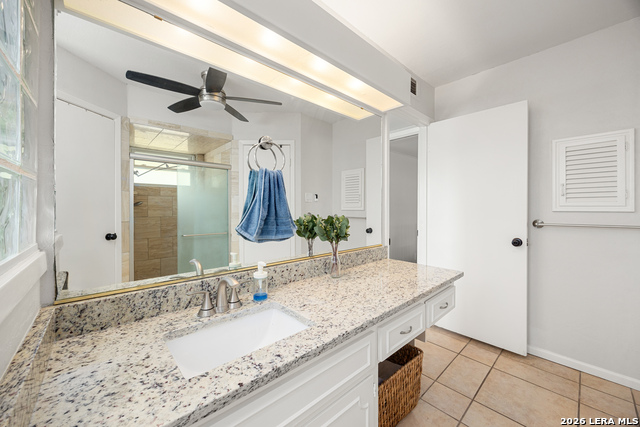 Image 22 of 43 For 2037 Windy Trl