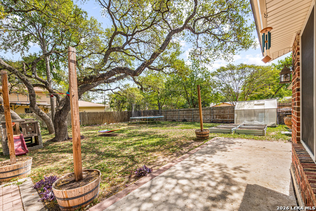 Image 34 of 43 For 2037 Windy Trl