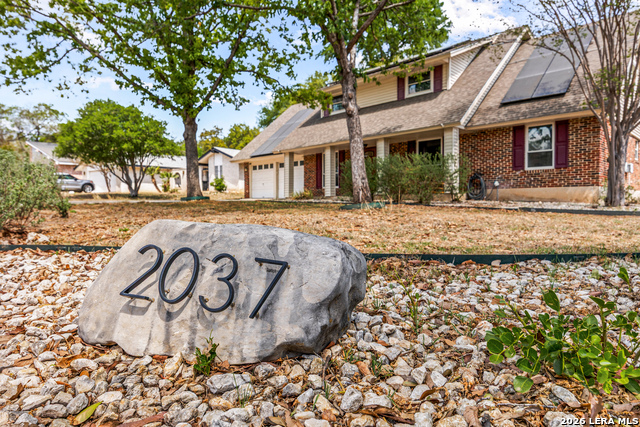 Image 4 of 43 For 2037 Windy Trl