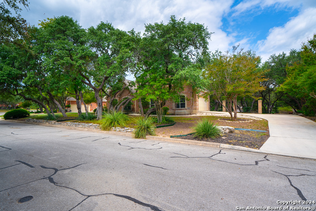 Image 4 of 24 For 7523 Steeple Dr