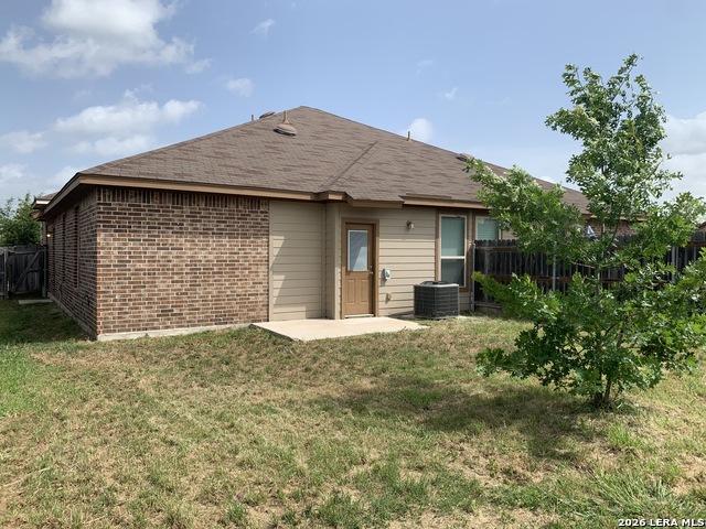 Image 19 of 31 For 506 Creekside Forest