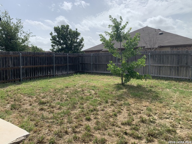 Image 20 of 31 For 506 Creekside Forest