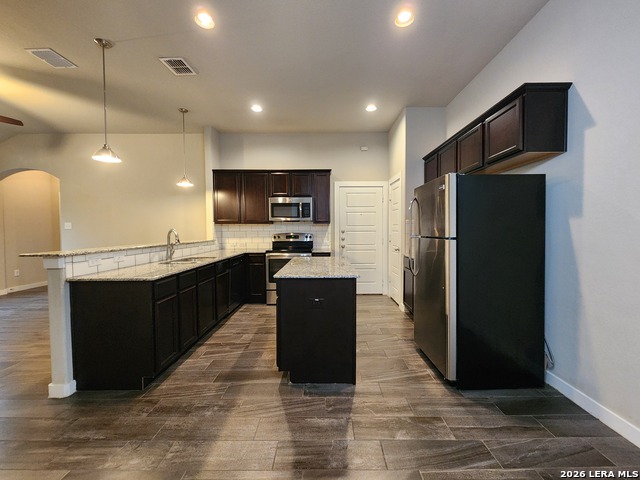 Image 7 of 31 For 506 Creekside Forest