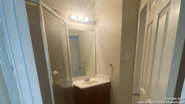 Image 15 of 20 For 823 Point Cove