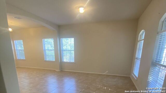 Image 6 of 20 For 823 Point Cove