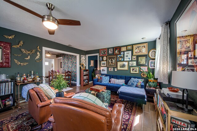 Image 12 of 25 For 1422 Santa Monica