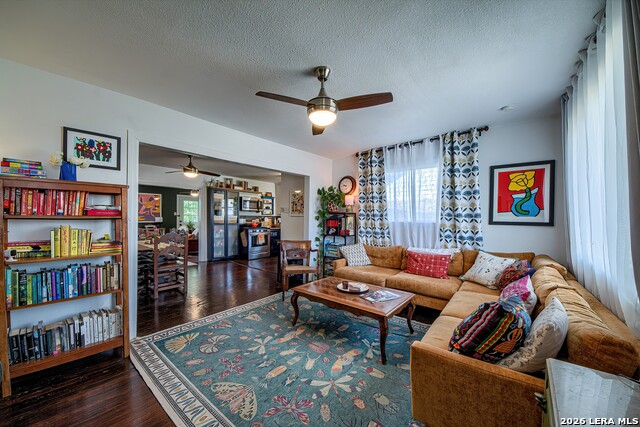 Image 3 of 25 For 1422 Santa Monica