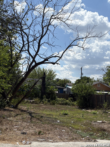 Image 2 of 4 For 10609 Green Nook