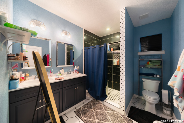 Image 4 of 14 For 5209 Irola Dr