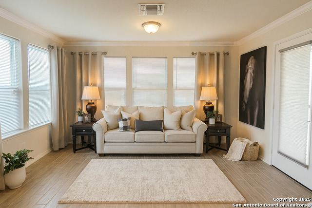 Image 5 of 15 For 4619 Cropland Way