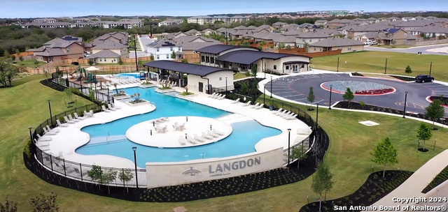 Image 42 of 43 For 5015 Dancing Gopher