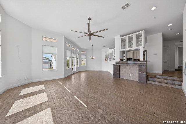 Image 11 of 40 For 505 Persimmon