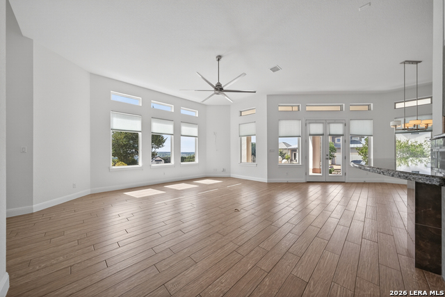 Image 12 of 40 For 505 Persimmon