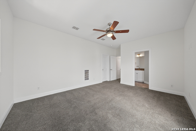 Image 32 of 40 For 505 Persimmon