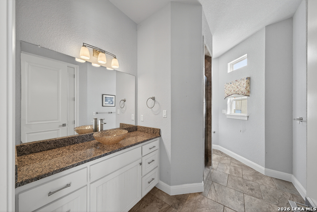 Image 34 of 40 For 505 Persimmon