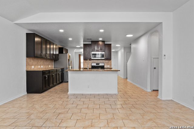 Image 14 of 36 For 252 Elisabeth Run