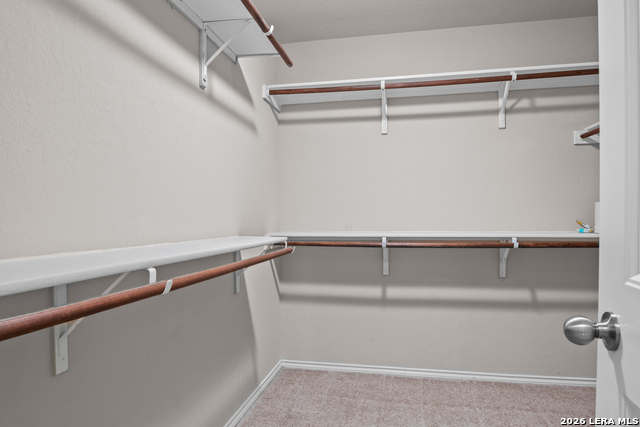 Image 19 of 36 For 252 Elisabeth Run