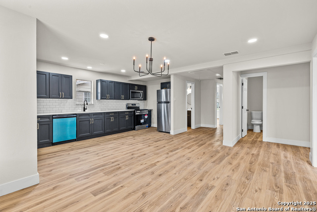 Image 11 of 22 For 2018 Drexel Ave E