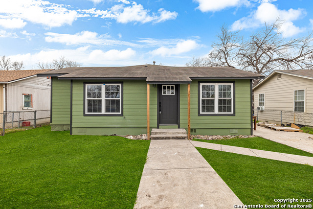 Image 2 of 22 For 2018 Drexel Ave E