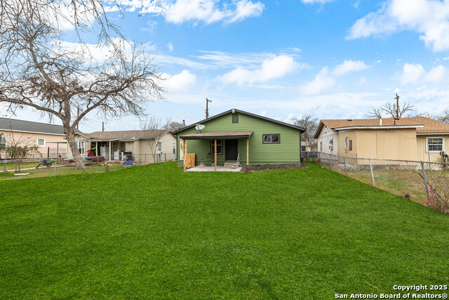 Image 21 of 22 For 2018 Drexel Ave E