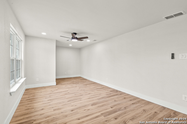 Image 3 of 22 For 2018 Drexel Ave E