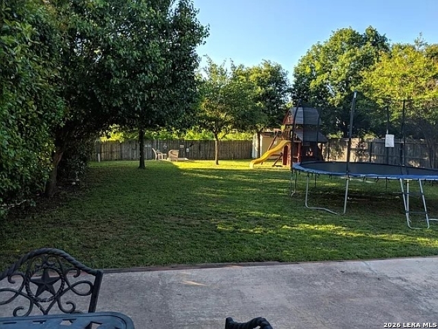 Image 2 of 25 For 10519 Cougar Chase