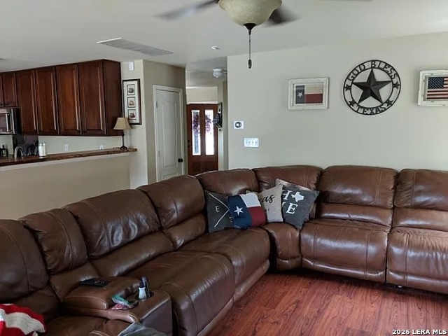 Image 5 of 25 For 10519 Cougar Chase