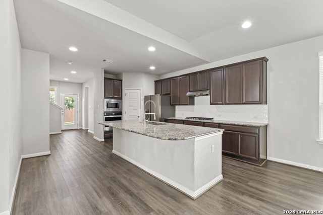 Image 3 of 39 For 13031 Maridell