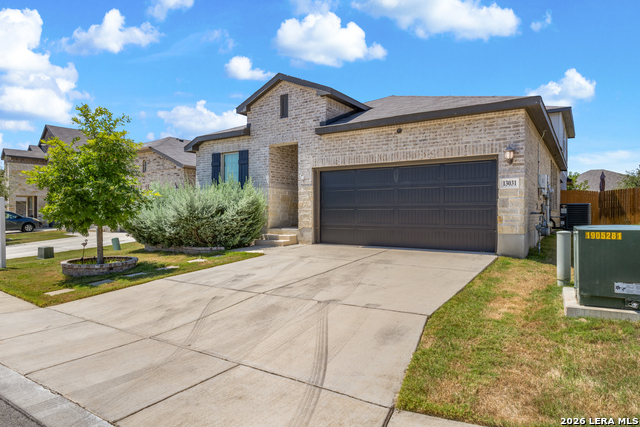 Image 7 of 39 For 13031 Maridell