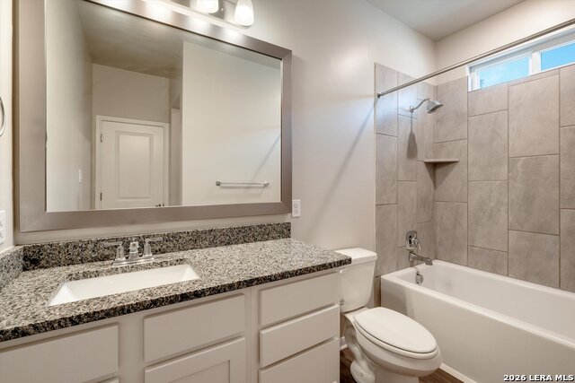 Image 16 of 27 For 13015 Kathleen St