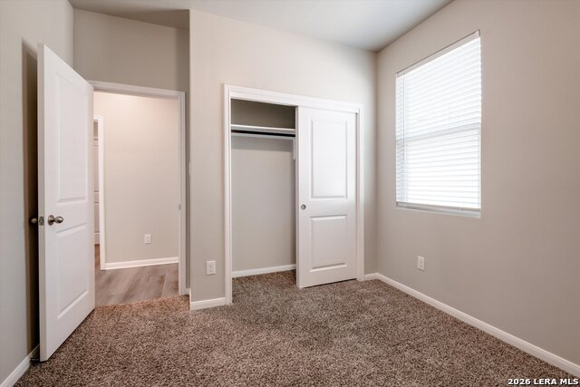 Image 21 of 27 For 13015 Kathleen St