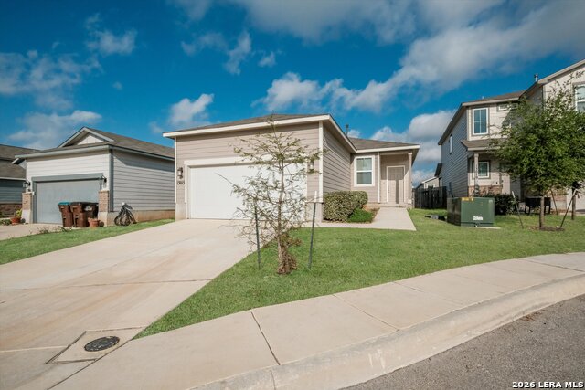 Image 4 of 27 For 13015 Kathleen St