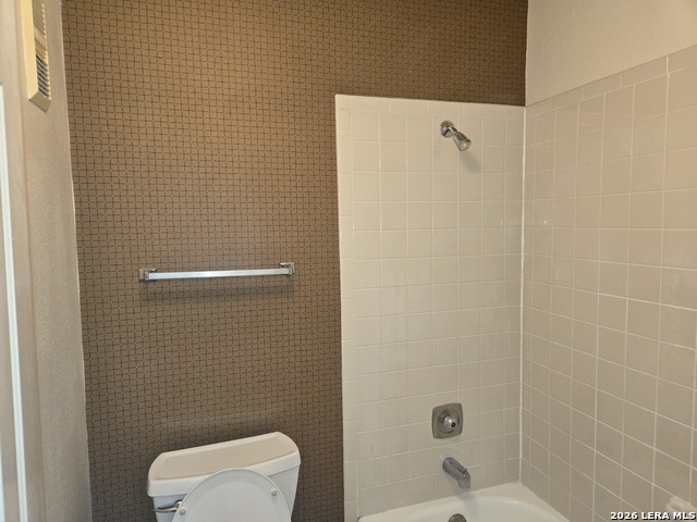 Image 19 of 31 For 4212 Medical Dr  903