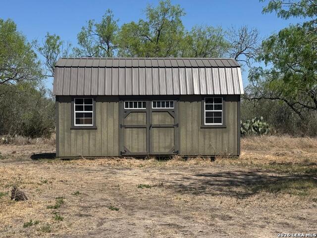 Image 2 of 19 For 435 North Trail